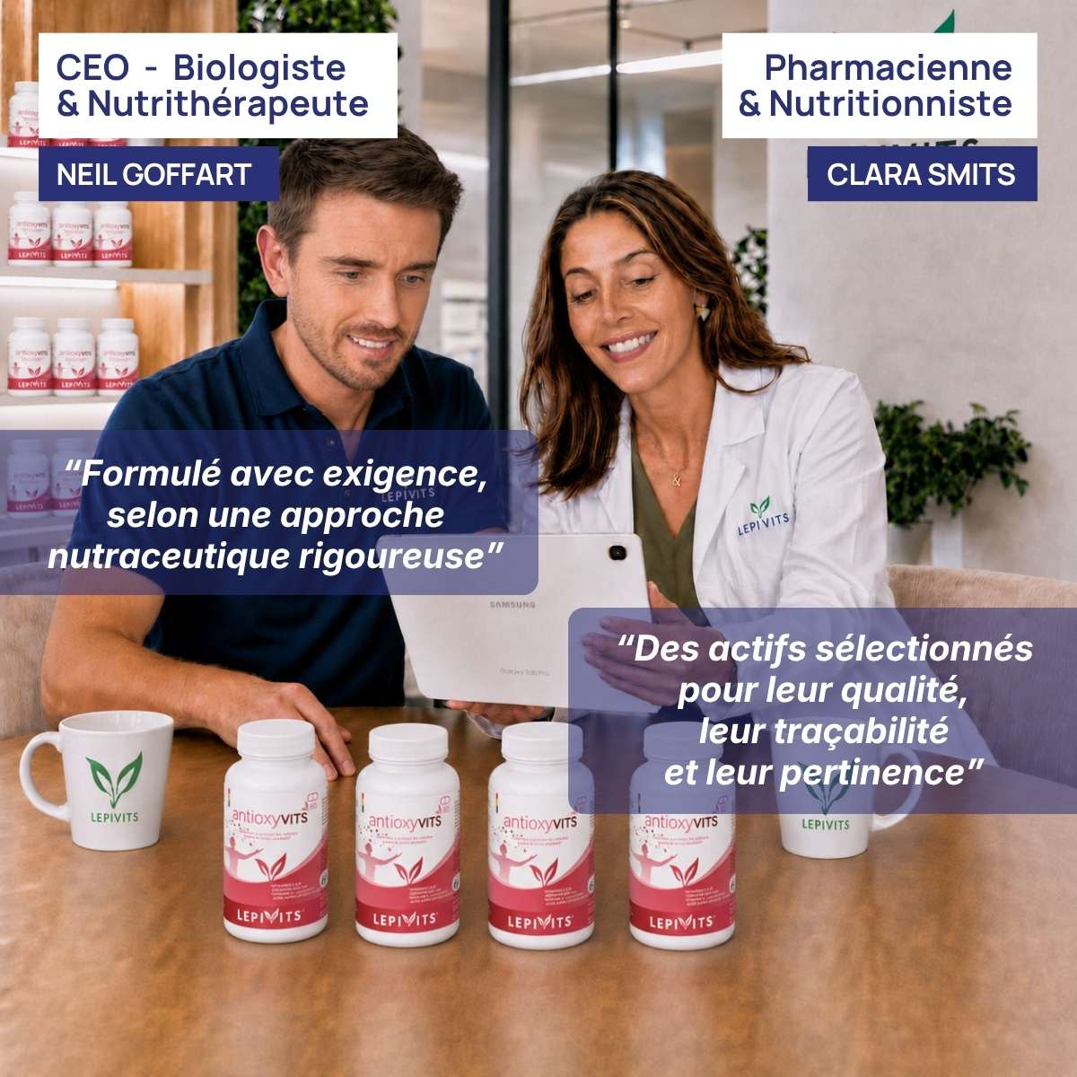 Biologiste et pharmacienne nutritionniste examinent plusieurs flacons de Antioxyvits Lepivits, formule validée en laboratoire.