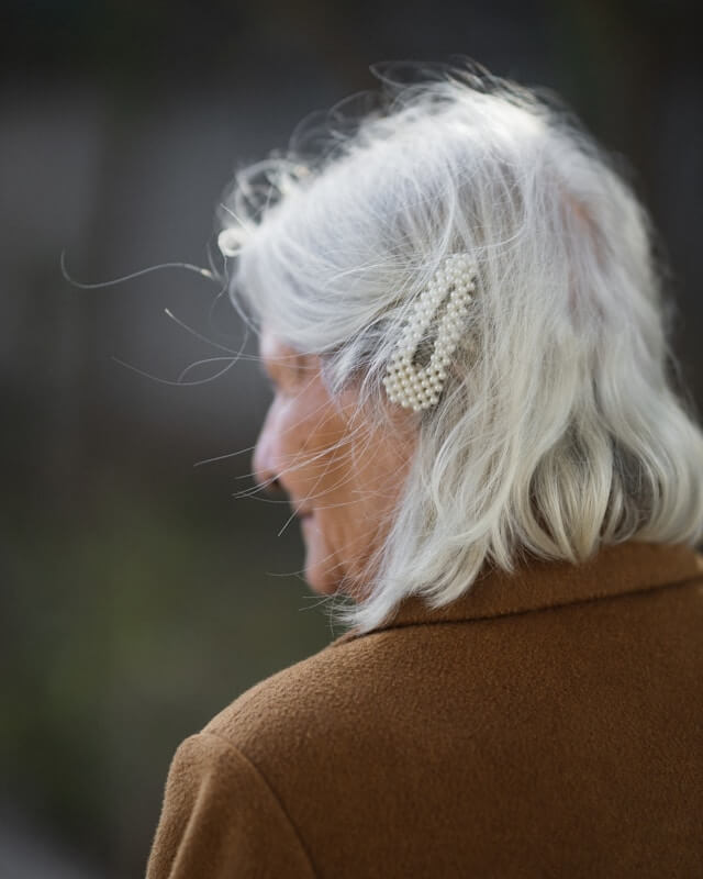 Cheveux blancs